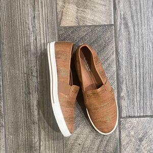 Lauren Ralph Lauren Tan vegan leather sneakers Loafers